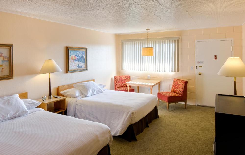 Deluxe Double Room interior